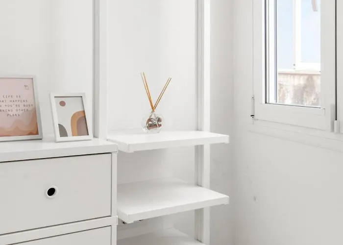 Апартаменты Stylish 2br Flat In 1 Min To Torrecilla *